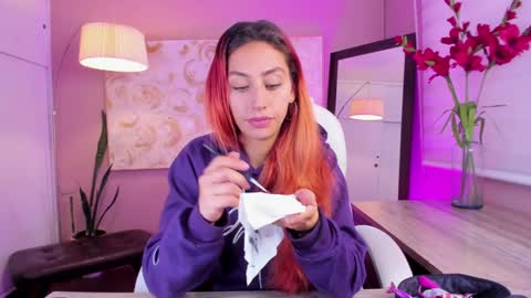 Snapshot of dalia_garrett chatting on 01/11/25, 01:22 Dalia online show from 01/11/25, 01:22