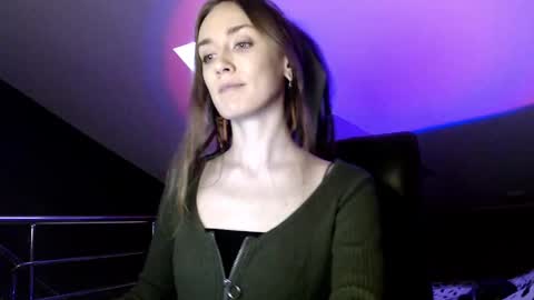 Dalia  online show from 12/12/24, 10:34