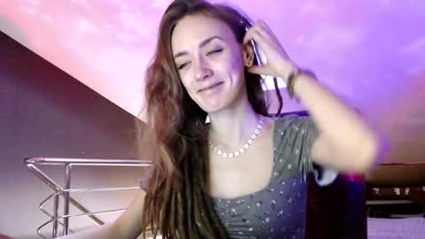 Dalia  online show from 02/09/25, 10:31