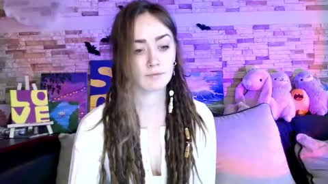 Dalia  online show from 11/03/25, 09:32