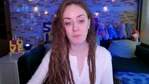 Dalia  online show from 12/19/25, 09:49