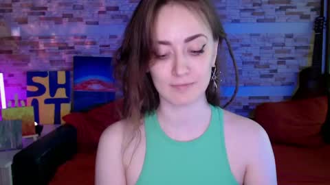 Snapshot of dalia_peach chatting on 05/23/26, 10:19 Dalia online show from 05/23/26, 10:19