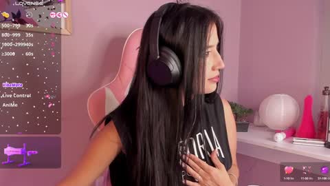 leila williams online show from 01/08/25, 09:34