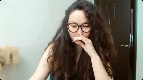 Dali online show from 11/28/25, 05:43