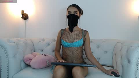 Dalila Ali  online show from 03/31/26, 10:10