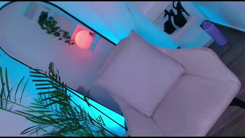 dalilathoms online show from 03/18/26, 10:35