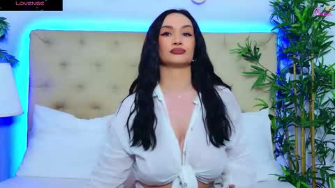 daliyaa_ online show from 02/05/26, 02:22