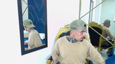 Dallas whitee online show from 02/21/26, 12:06