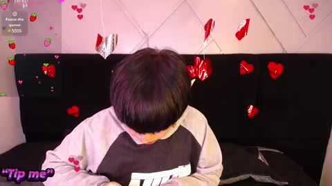 Snapshot of dalmonn_lennoxx chatting on 02/13/25, 10:00 dalmonn lennoxx online show from 02/13/25, 10:00