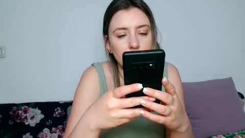 Maria online show from 04/27/26, 08:40