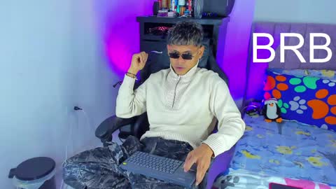 Snapshot of damar_felipe chatting on 04/03/26, 08:01 damar_felipe online show from 04/03/26, 08:01