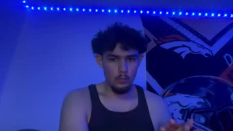 Snapshot of damiam_xj chatting on 12/22/24, 11:20 damiam xj online show from 12/22/24, 11:20