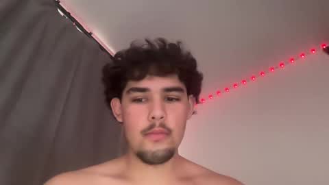 Snapshot of damiam_xj chatting on 03/06/25, 07:10 damiam xj online show from 03/06/25, 07:10