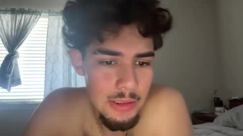 Snapshot of damiam_xj chatting on 09/15/25, 03:01 damiam xj online show from 09/15/25, 03:01