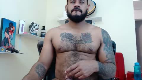 damian64436171 online show from 11/14/25, 05:22