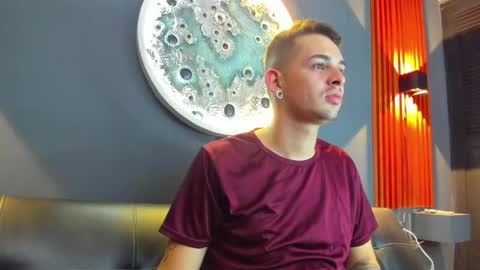 Snapshot of damian__oliver chatting on 12/07/24, 02:53 Damian Oliver online show from 12/07/24, 02:53