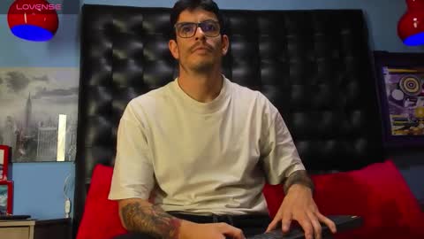 ---Damian--- online show from 02/23/26, 01:08