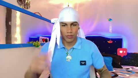 Damian online show from 02/11/25, 02:57