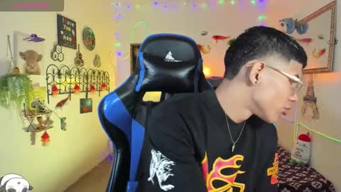 Damian online show from 01/14/26, 03:01