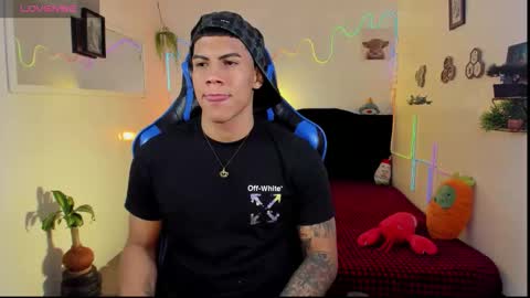 Damian online show from 02/13/26, 04:08