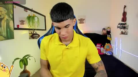 Damian online show from 03/22/26, 03:32