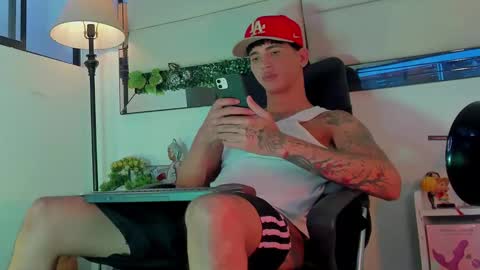 damian key online show from 11/15/25, 09:11