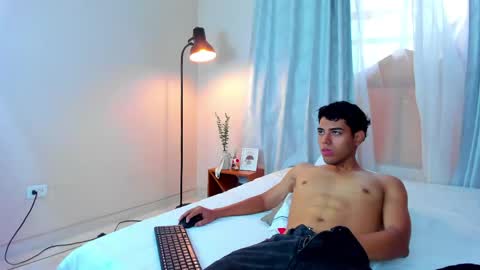 Snapshot of damian_rodriiguez chatting on 06/04/26, 12:55 Damian online show from 06/04/26, 12:55