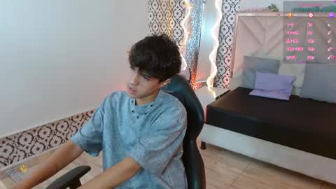 damian_tay online show from 04/18/26, 11:47