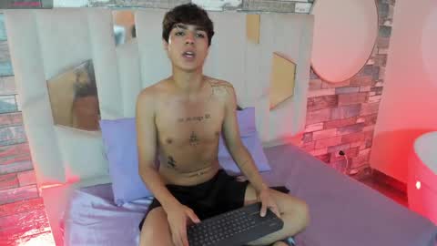 damian_tay online show from 04/25/26, 01:41