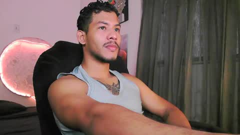 Snapshot of damiann_rees chatting on 05/13/26, 12:02 instagram damiannreed. online show from 05/13/26, 12:02