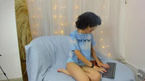 Damiana online show from 06/23/26, 11:52