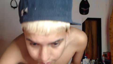 damiansexyboy69 online show from 11/28/25, 07:33