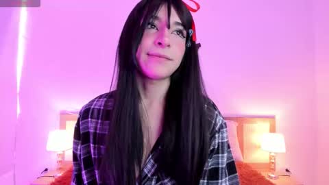 Damian online show from 11/12/25, 01:11