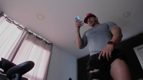 INSTAGRAM  DAMMIANMILLEROFICIAL online show from 04/13/26, 03:17