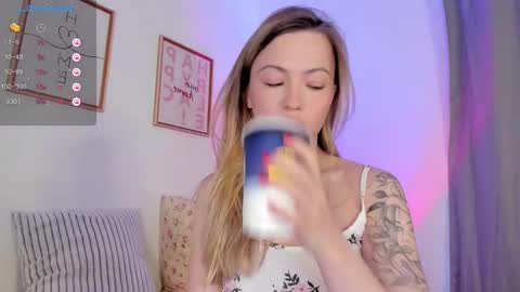 Snapshot of damn_cutie chatting on 02/04/26, 06:30 Tiana online show from 02/04/26, 06:30