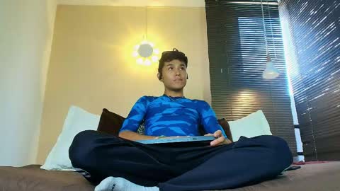 Damon  Salvatore online show from 04/17/26, 07:06