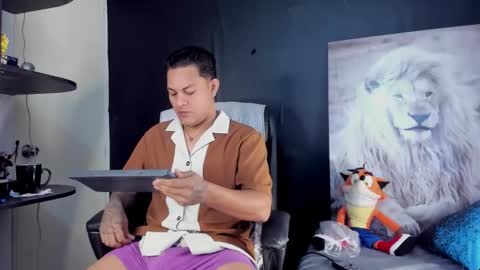 Snapshot of damon_storm chatting on 03/03/26, 09:04 DAMON online show from 03/03/26, 09:04