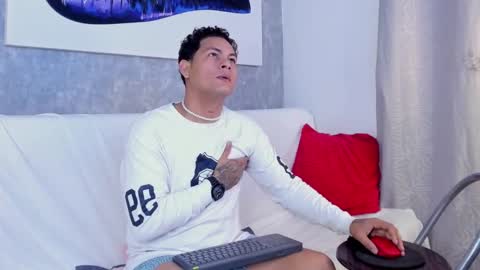 DAMON  online show from 03/10/26, 08:41