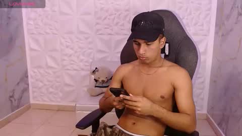 Snapshot of damondark_ chatting on 02/26/26, 03:05 Damon online show from 02/26/26, 03:05