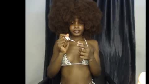 leah online show from 11/08/25, 05:56