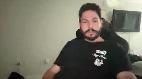 Snapshot of dan15777 chatting on 02/18/26, 04:03 dan15777 online show from 02/18/26, 04:03