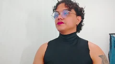 Diane Blosson online show from 04/26/26, 01:03