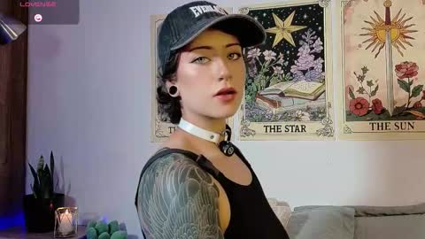 Bluemoon online show from 09/30/25, 06:35