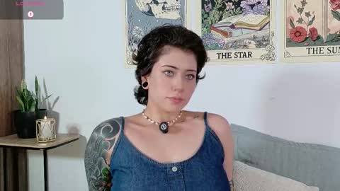 Bluemoon online show from 11/11/25, 05:46