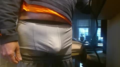 Snapshot of dan_va chatting on 01/28/25, 10:23 Dan online show from 01/28/25, 10:23