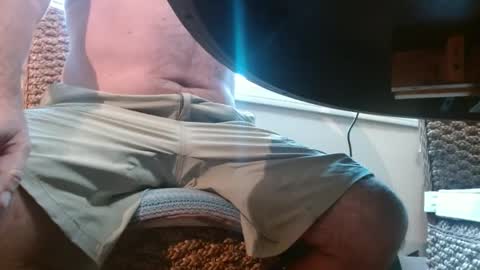 Snapshot of dan_va chatting on 12/20/25, 04:14 Dan online show from 12/20/25, 04:14