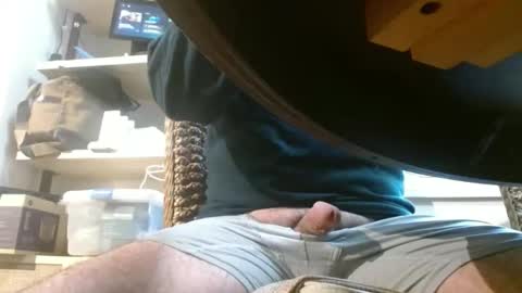 Snapshot of dan_va chatting on 01/11/26, 03:17 Dan online show from 01/11/26, 03:17