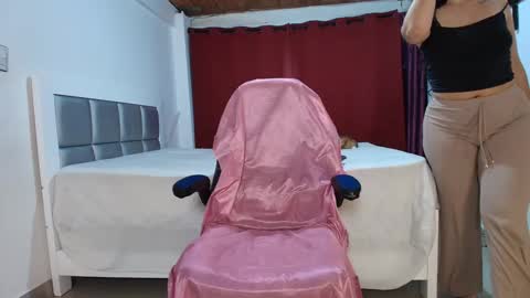 Dayana  online show from 09/26/25, 11:09