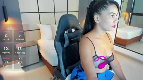 D A N A  online show from 09/24/25, 07:39