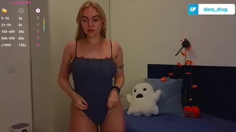 Snapshot of dana_love0 chatting on 10/26/25, 06:47 Dana online show from 10/26/25, 06:47